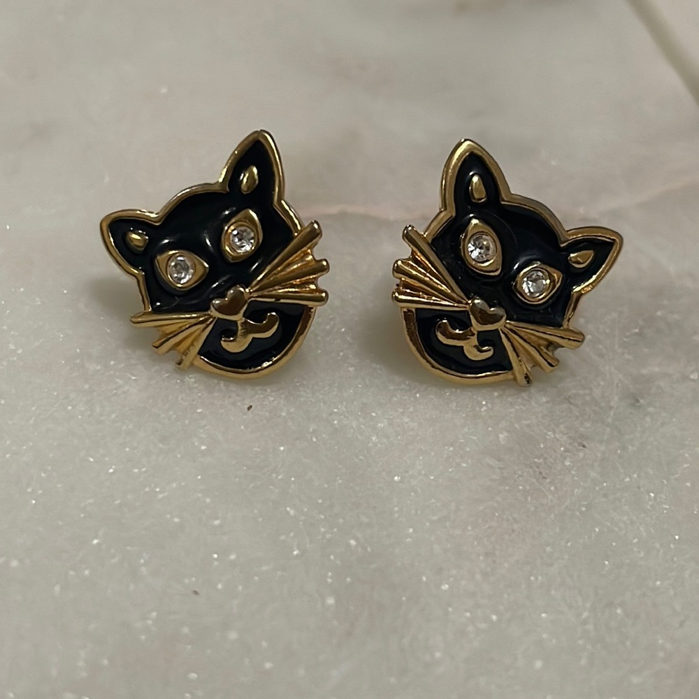 (HALLOWEEN!) Vintage‎ Avon Black Cat Enamel Post Earrings